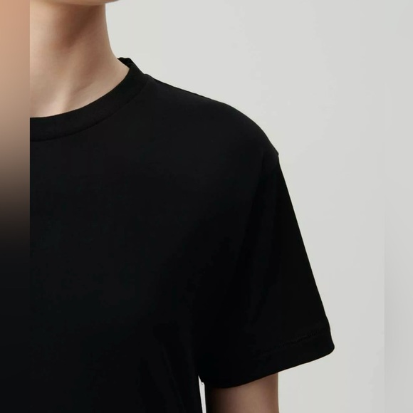 Aija t-shirt is %100 cotton. - Picture 2 of 3